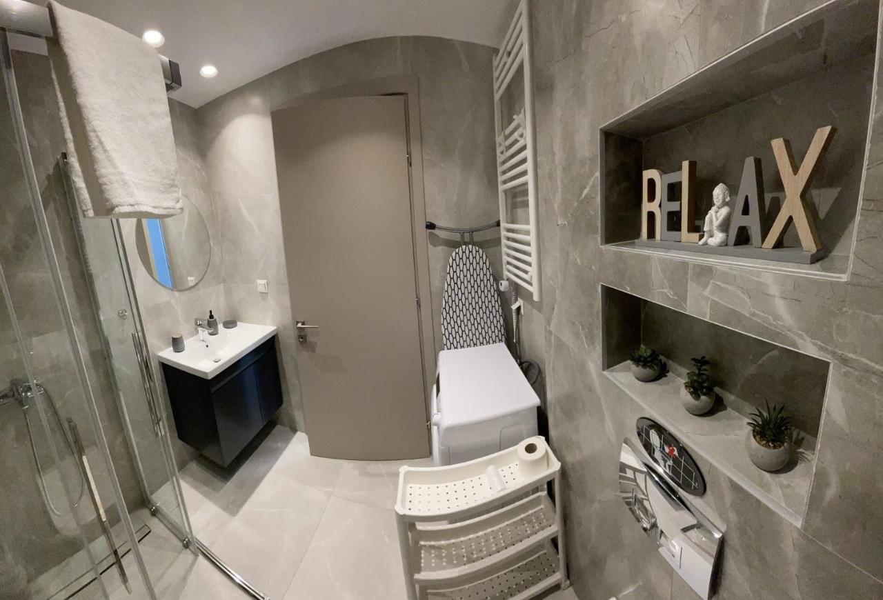 Callisto Luxury Suite นิกิติ ภายนอก รูปภาพ